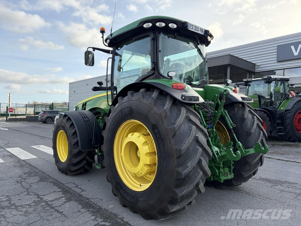 John Deere 8285R Traktorid