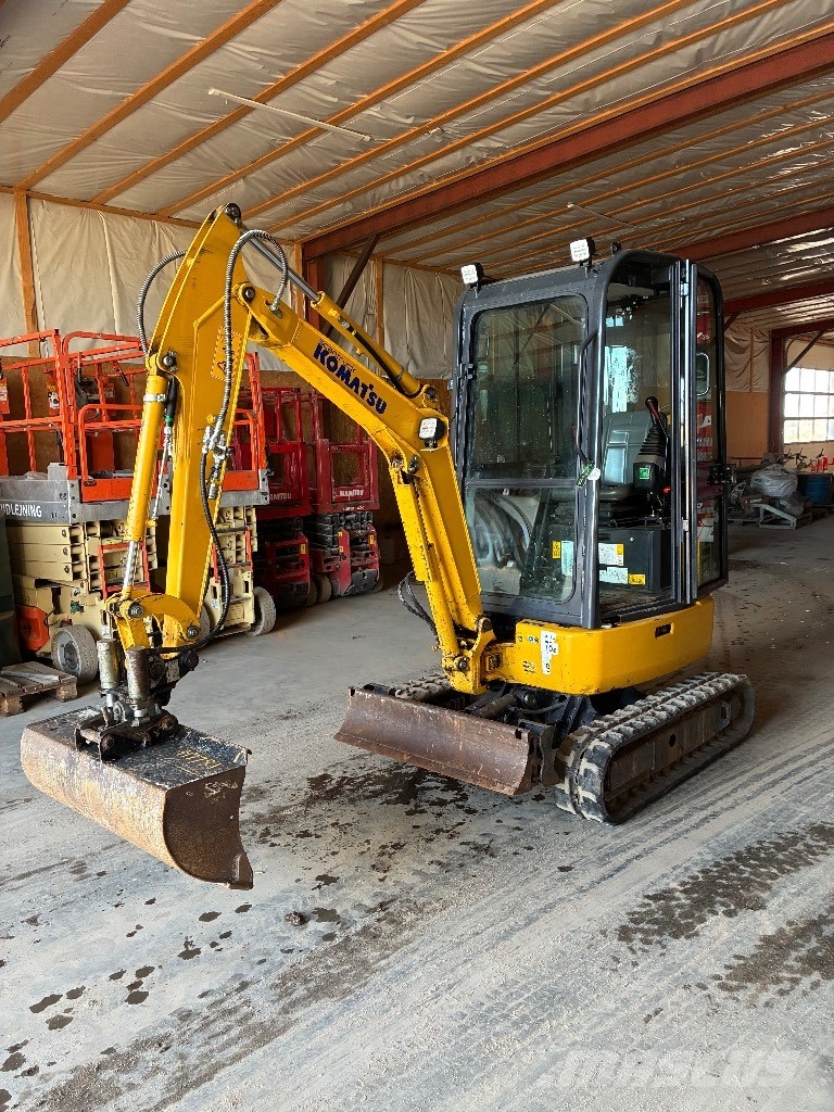 Komatsu PC 16 R-3HS Mini bagri <7t