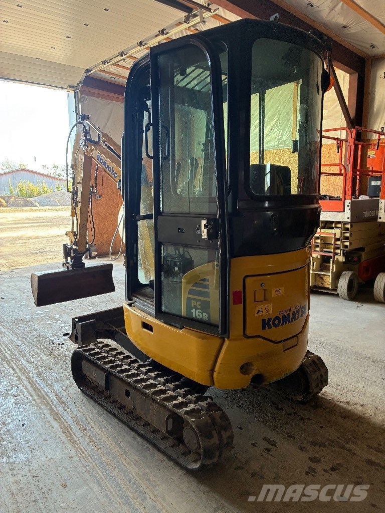 Komatsu PC 16 R-3HS Mini bagri <7t