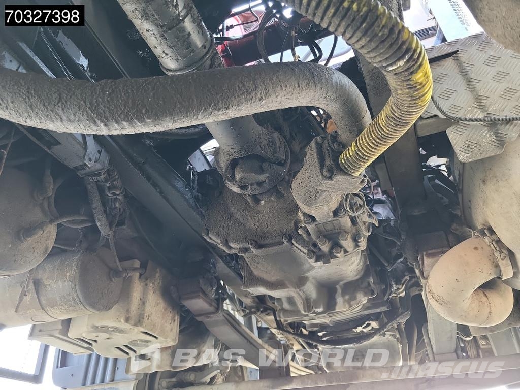 Scania P400 6X4 HMF 1444-Z2 Crane Remote Full Steel Manua Camiones bañeras basculantes o volquetes
