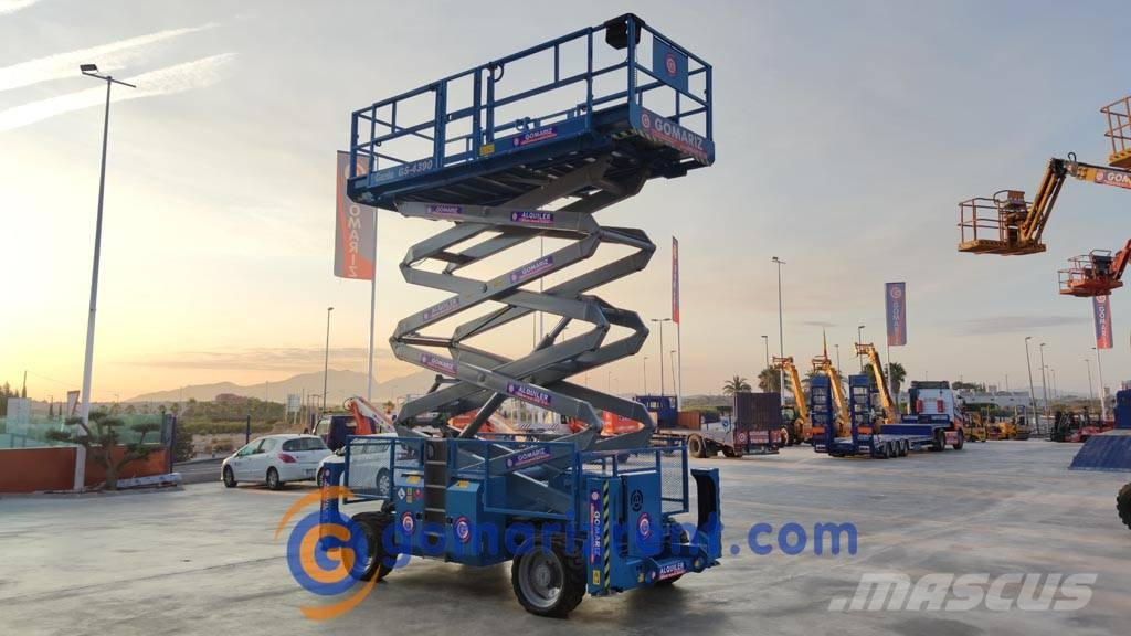 Genie GS 4390 Scissor lifts