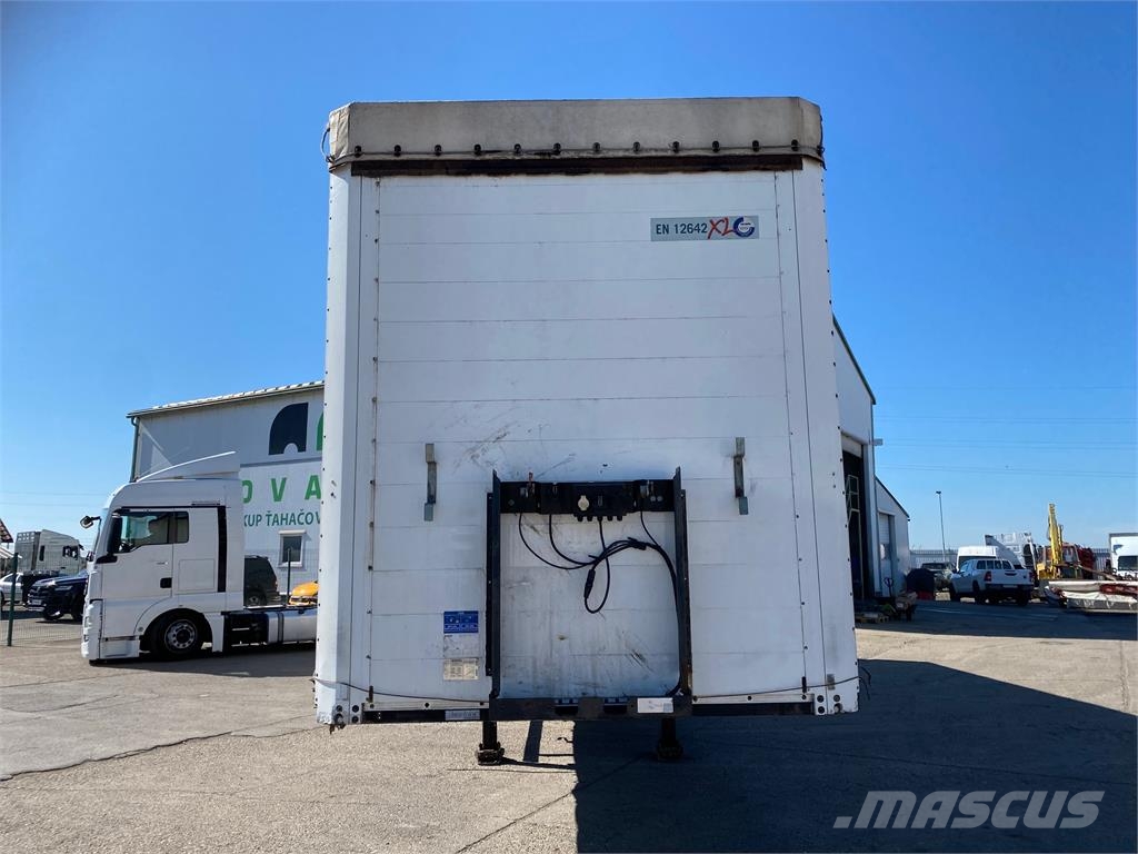 Kögel Iný model VIN 625 نصف مقطورات بباب جانبي