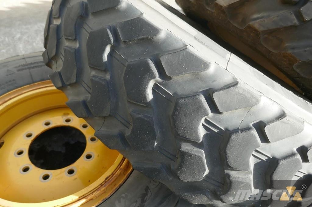 CAT 252-0714 Llantas