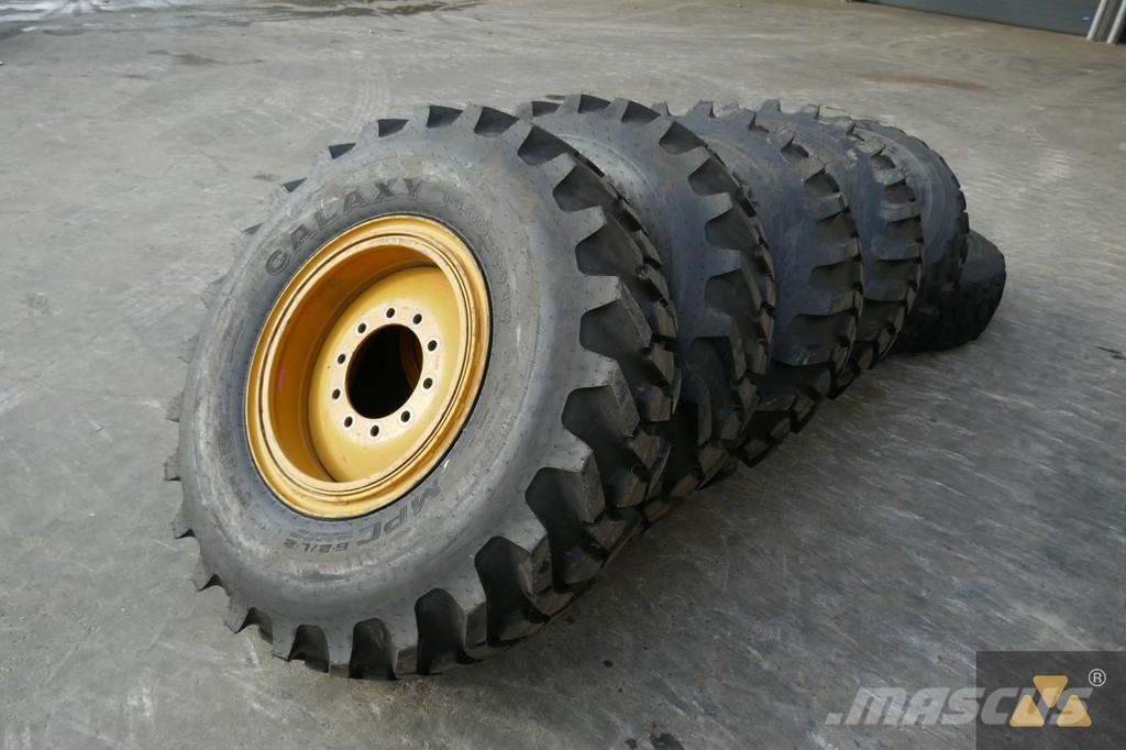 CAT 252-0714 Llantas