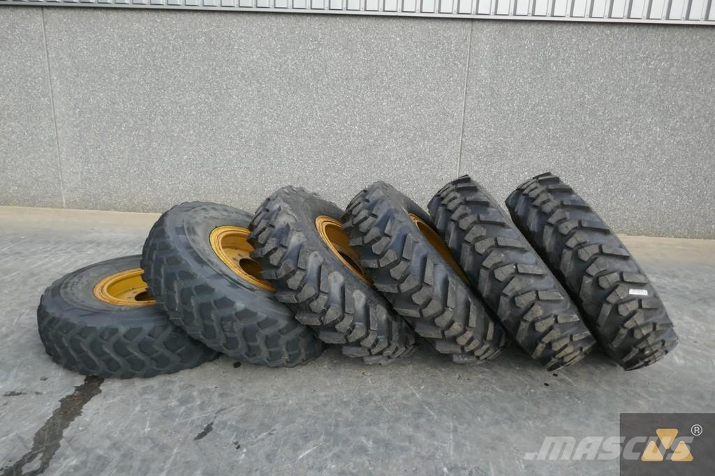 CAT 252-0714 Llantas