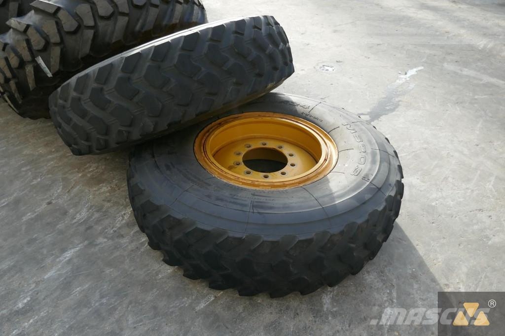 CAT 252-0714 Llantas