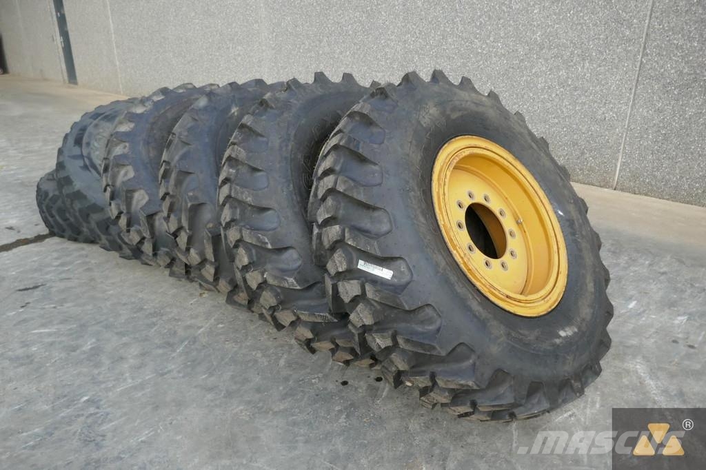 CAT 252-0714 Llantas
