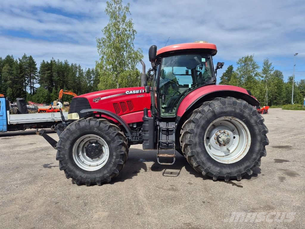 Case IH Puma 225 CVX Traktoren