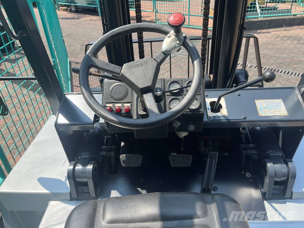 Nissan WF05 58ZW F05-A60 V-3710 IO Diesel forklifts