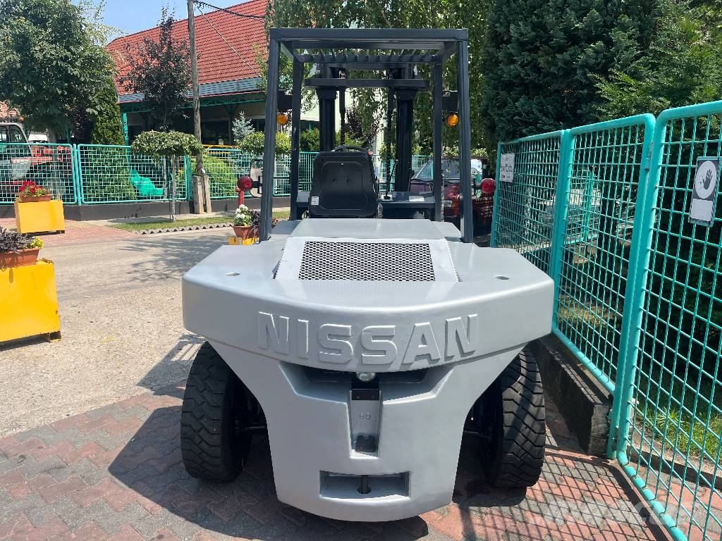 Nissan WF05 58ZW F05-A60 V-3710 IO Diesel forklifts