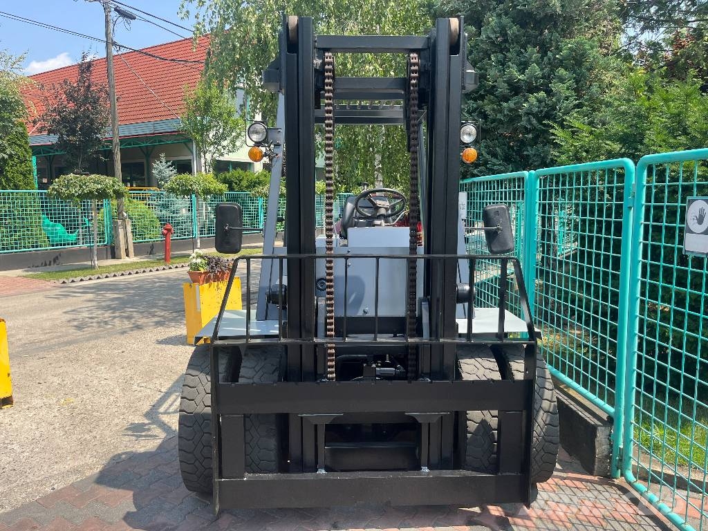 Nissan WF05 58ZW F05-A60 V-3710 IO Diesel forklifts