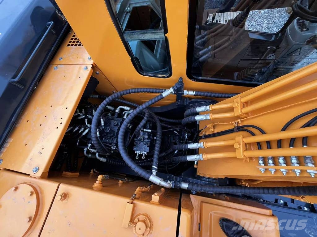 Hyundai 150w-9S Gumikerekes kotrók
