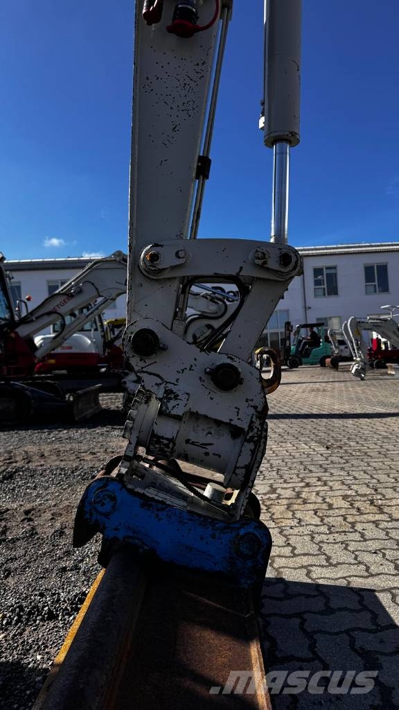 Takeuchi TB 240 Miniescavadeiras < 7t (Mini escavadeiras)