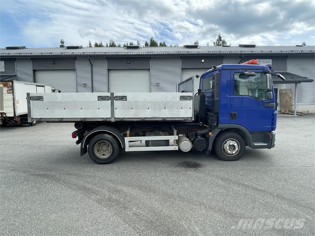 MAN TGL 8.150 4x2 Camiones polibrazo