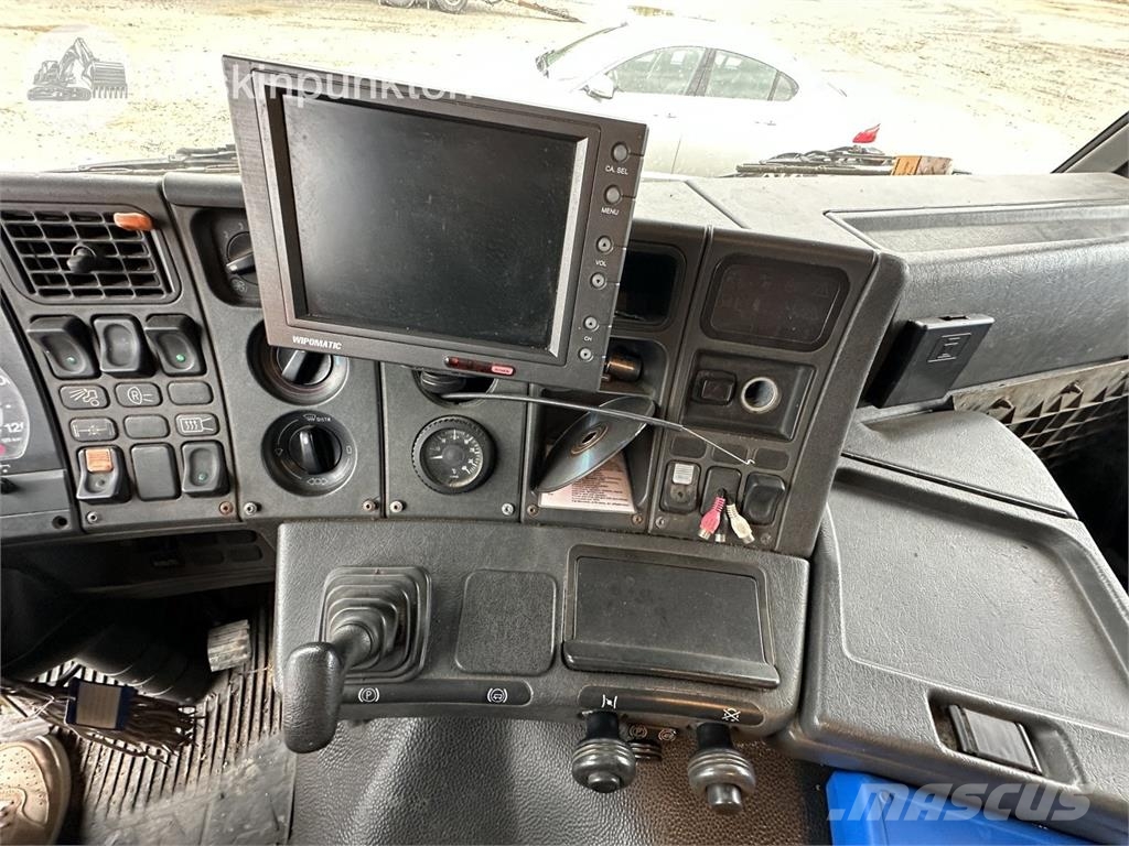 Scania G93 ML 4X2L Camiones de ganado