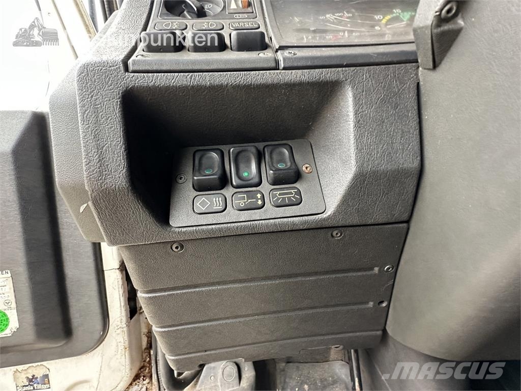 Scania G93 ML 4X2L Camiones de ganado