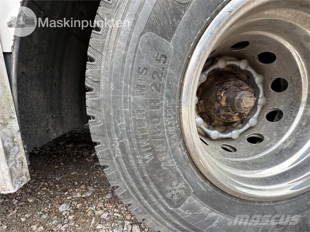 Scania G93 ML 4X2L Camiones de ganado