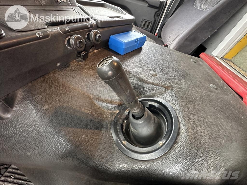 Scania G93 ML 4X2L Camiones de ganado