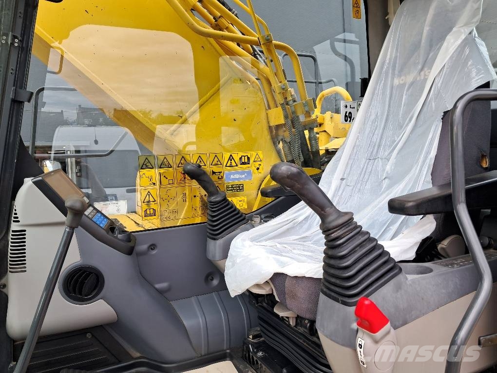 Komatsu HB365LC-3 Hybrid Pelle sur chenilles