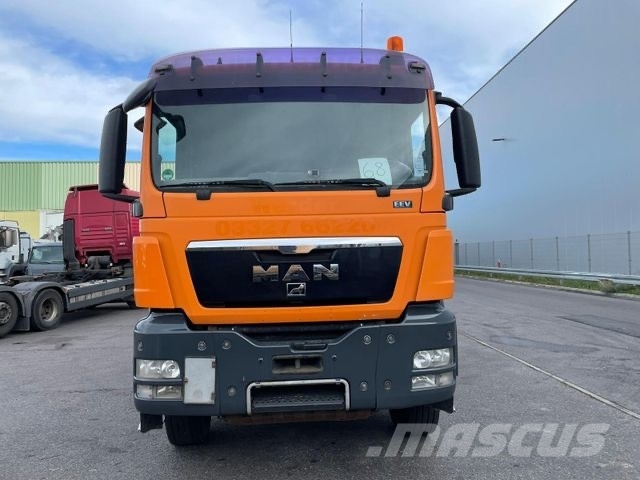 MAN MAN TGS 26.360 / Jonsered J 1090 شاحنات قلابة