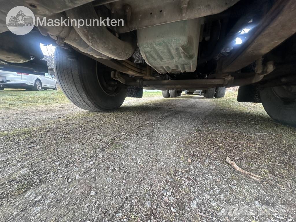 Volvo FM 12 工程吊钩车