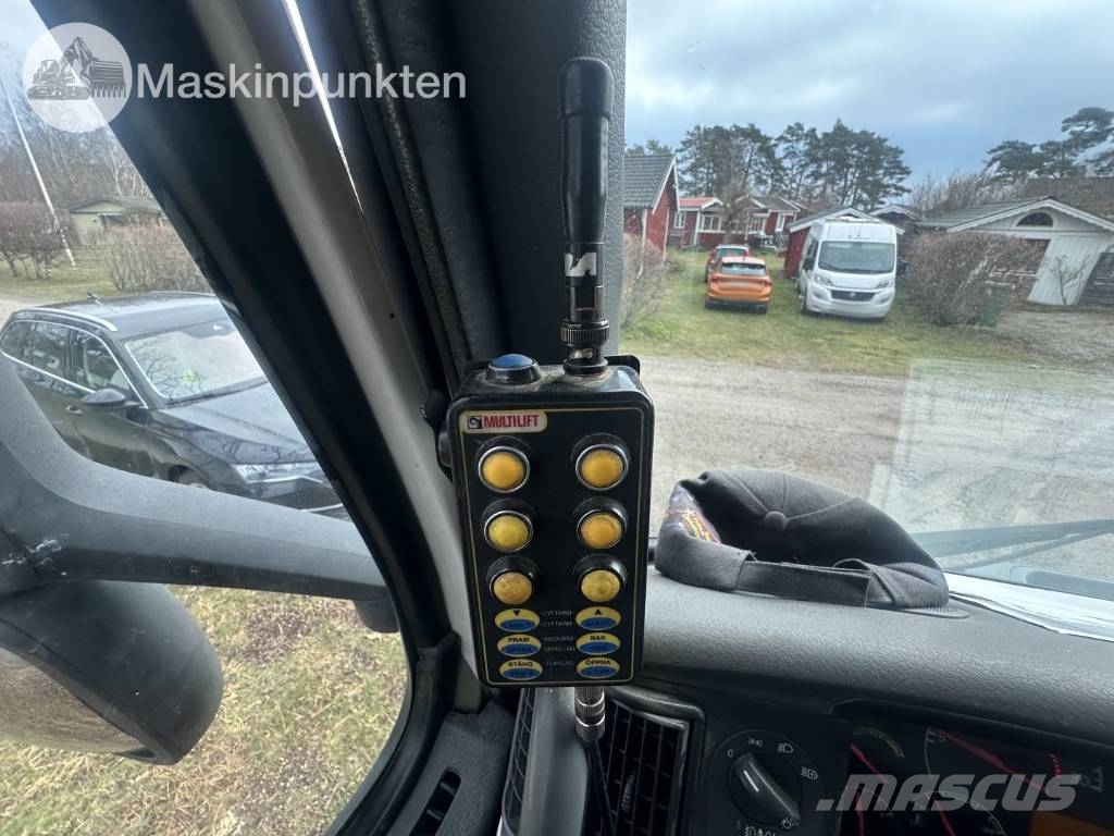 Volvo FM 12 工程吊钩车