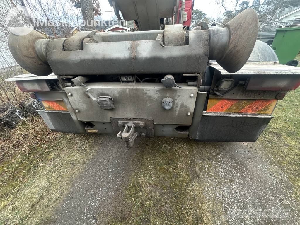 Volvo FM 12 工程吊钩车