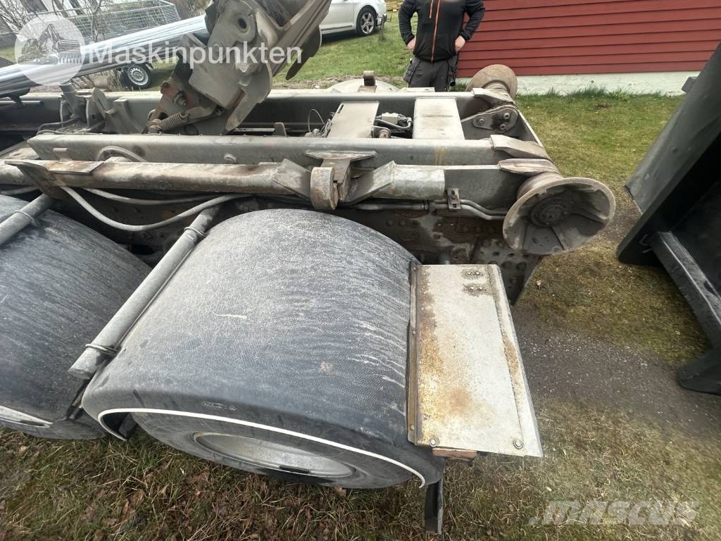 Volvo FM 12 工程吊钩车