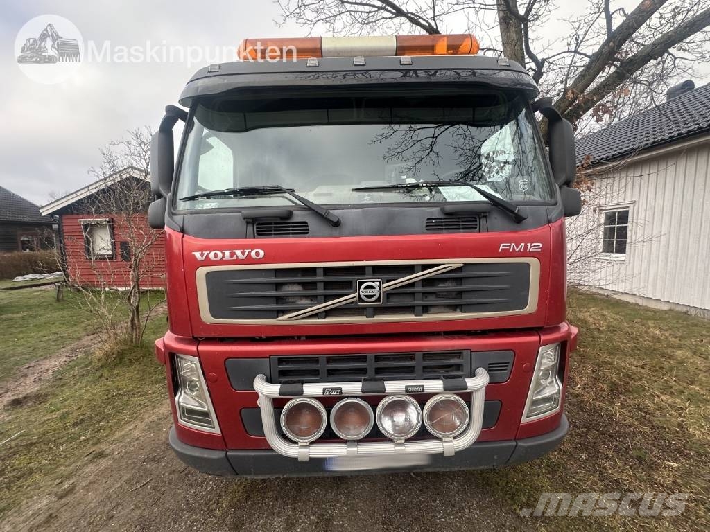 Volvo FM 12 工程吊钩车