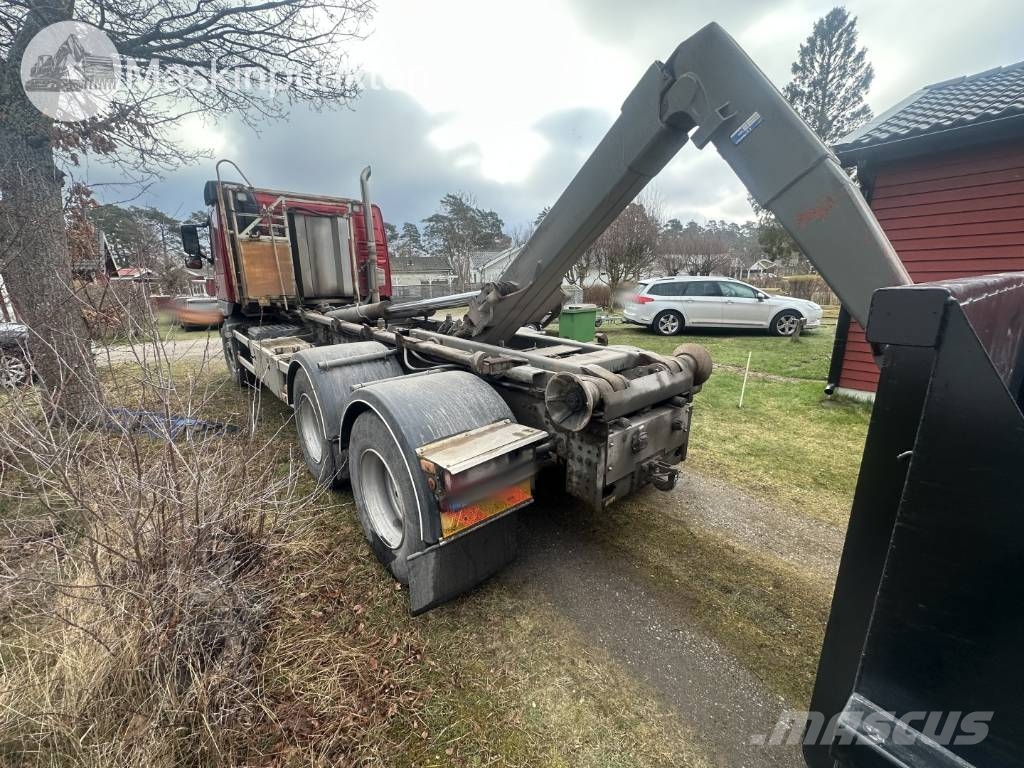 Volvo FM 12 工程吊钩车