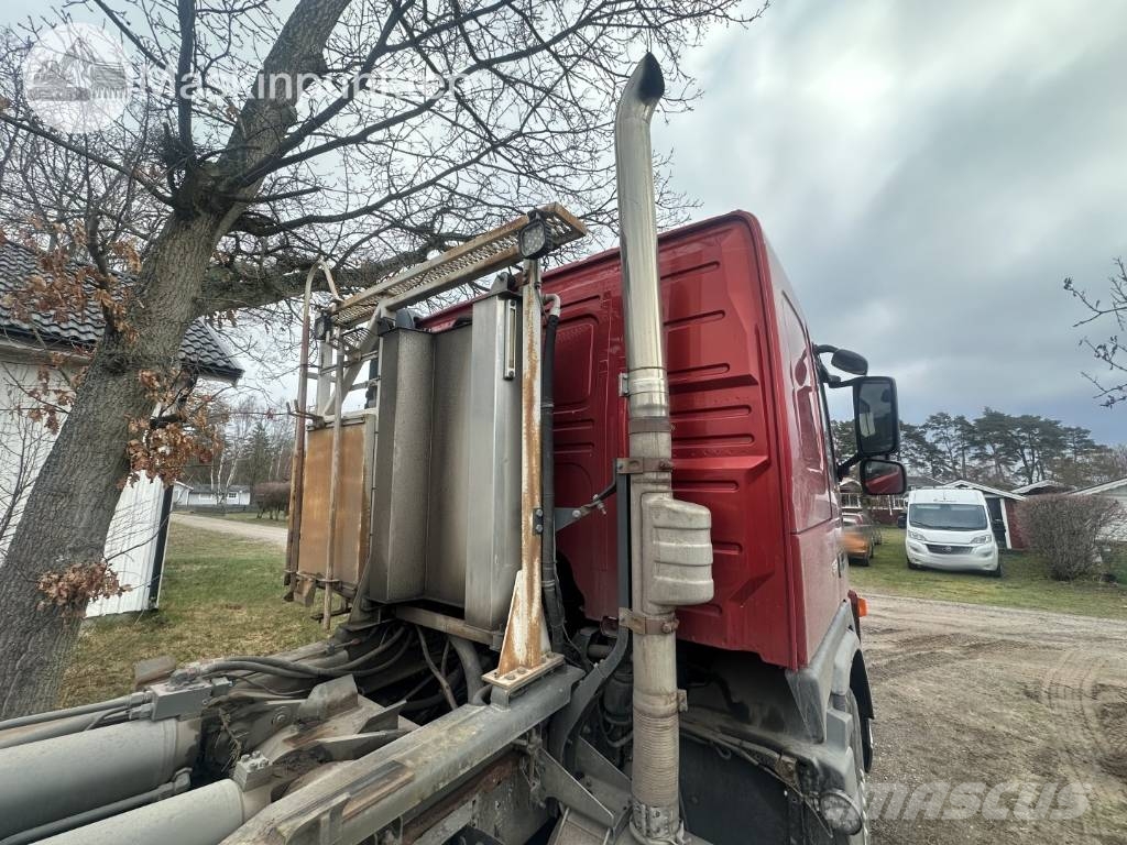 Volvo FM 12 工程吊钩车