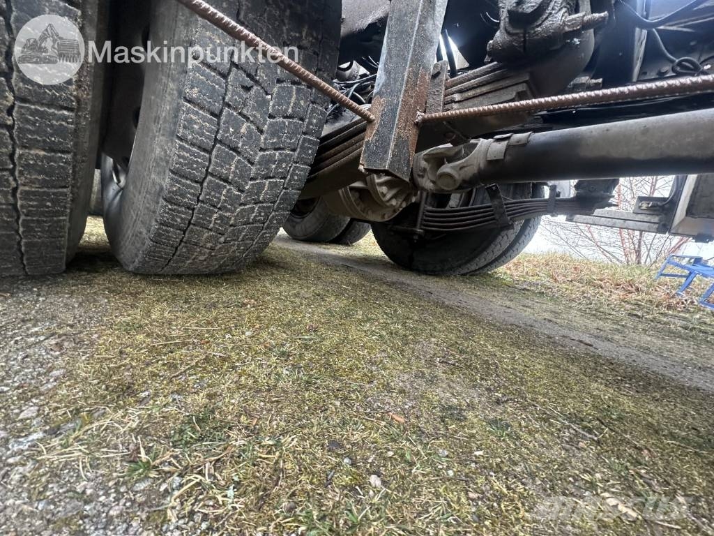 Volvo FM 12 工程吊钩车