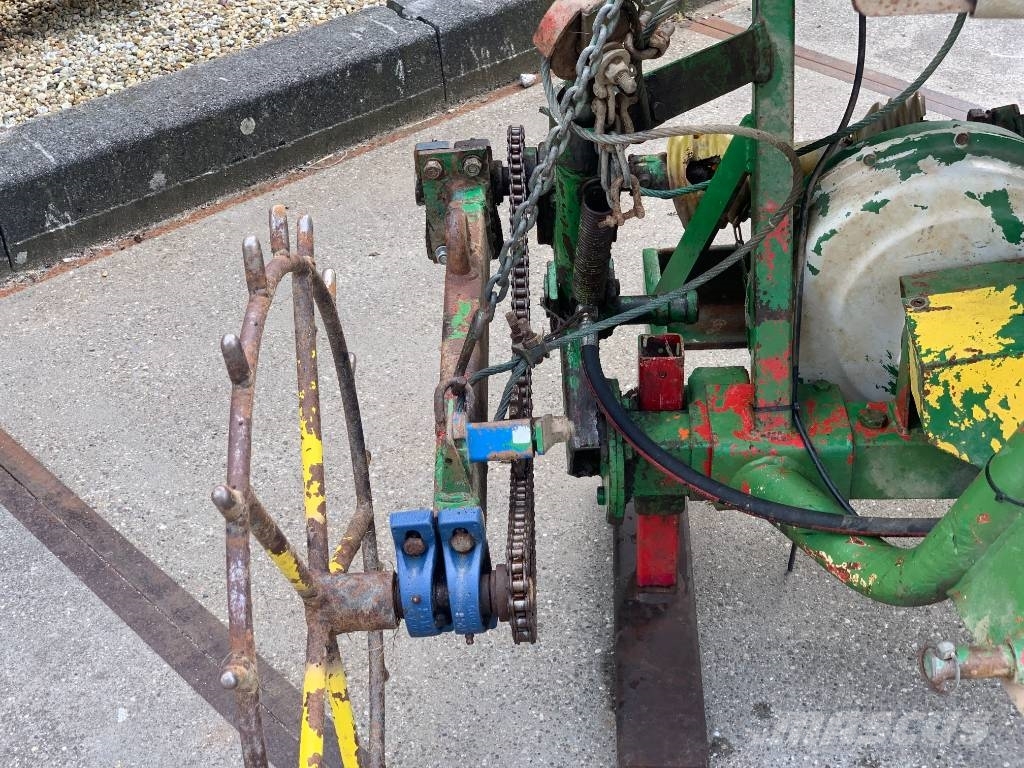 Vicon Octopus zaaitank Kylvölannoittimet
