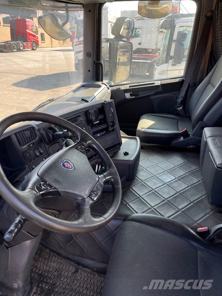 Scania CG16 캐빈 및 인테리어