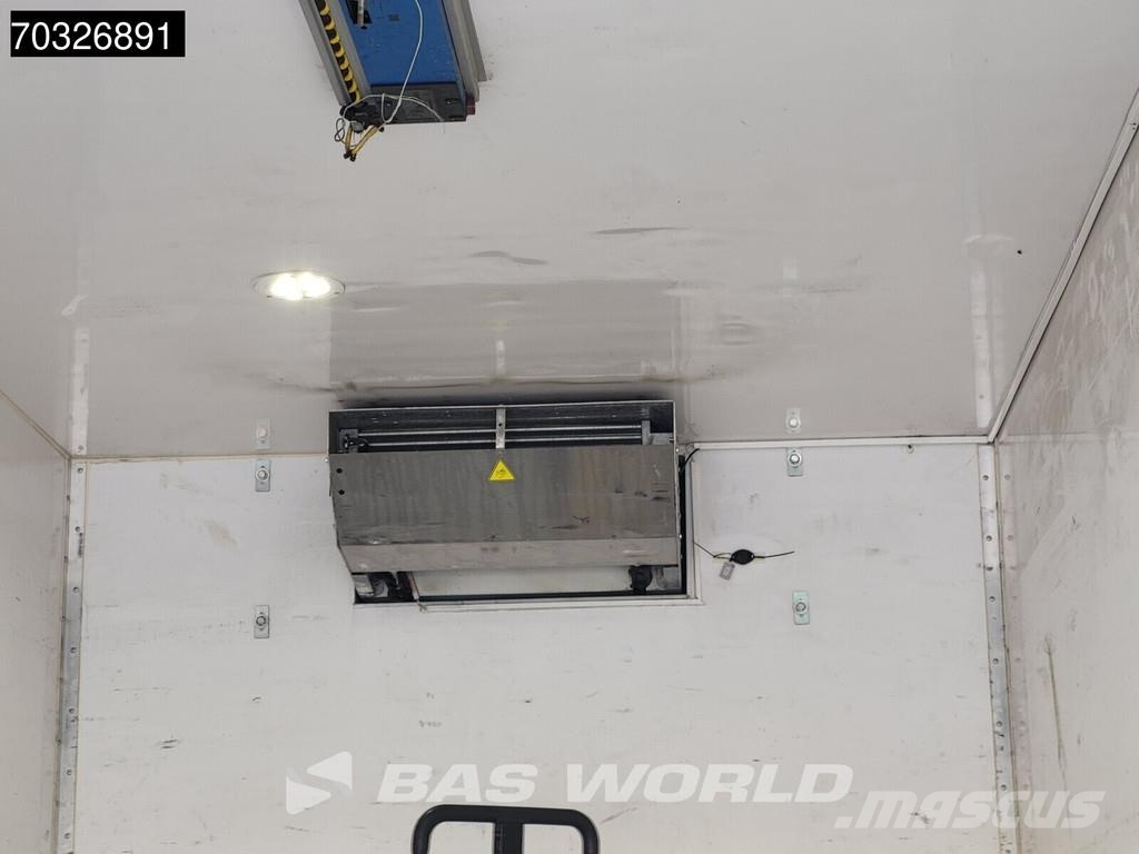 DAF LF 210 4X2 Lamberet Aufbau Carrier Supra 450 Coole Camiones con temperatura controlada