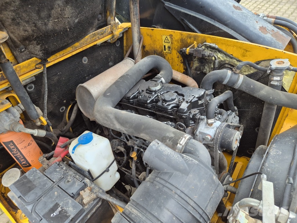JCB 520-40 Teleskoplader / Telelader / Lader - DEFEKT Teleskoplader