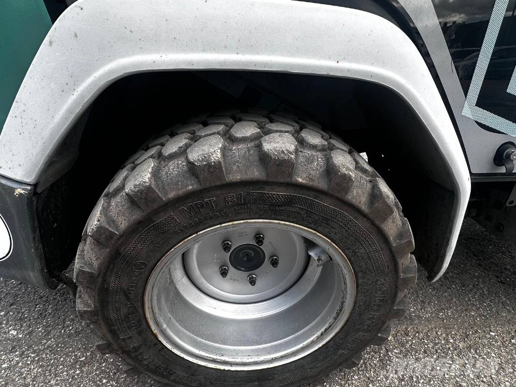 Kramer 14.5 Frontālie iekrāvēji un ekskavatori