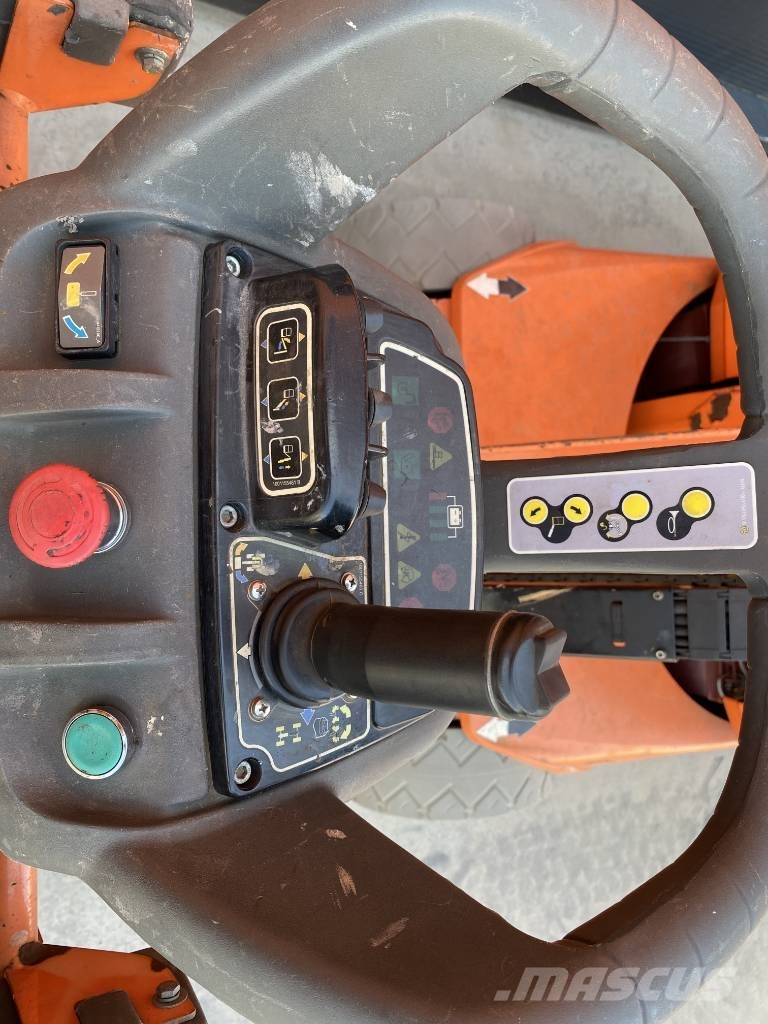 JLG Toucan 12 E Knikarmhoogwerkers