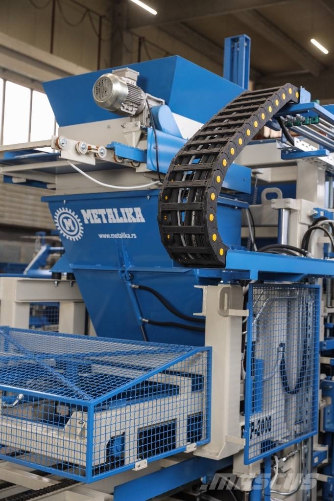 Metalika RVP-2000 Automatic concrete block machine Betono akmens klojimo technika
