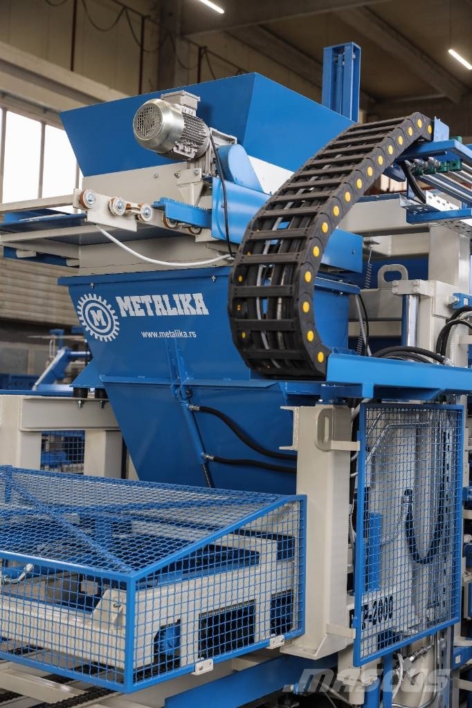 Metalika RVP-2000 Automatic concrete block machine Betono akmens klojimo technika