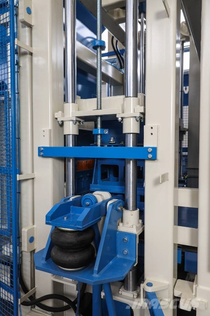 Metalika RVP-2000 Automatic concrete block machine Betono akmens klojimo technika