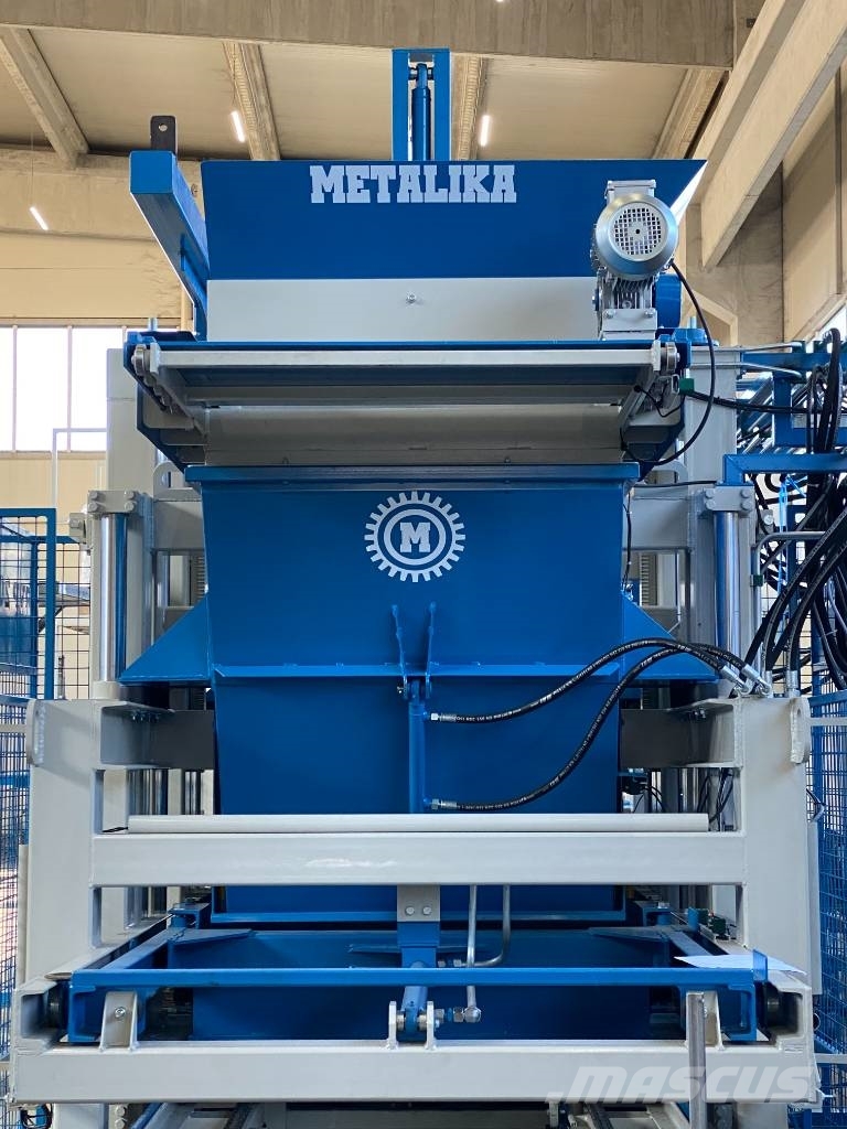 Metalika RVP-2000 Automatic concrete block machine Betono akmens klojimo technika