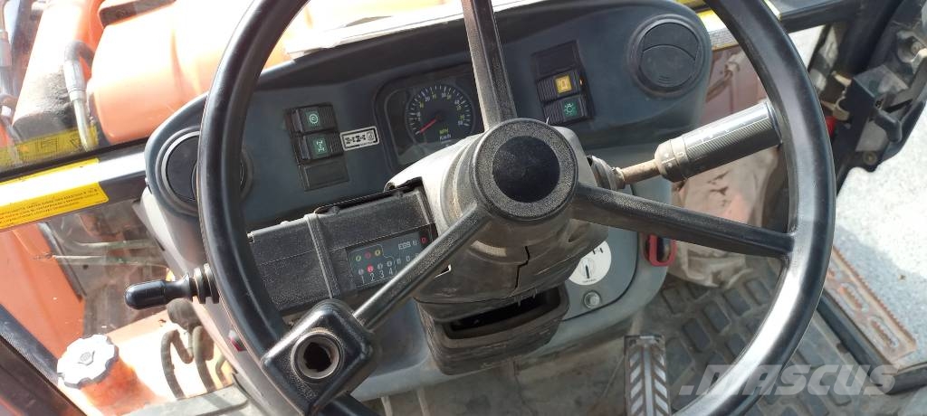 Fiat FB  200.2 Retrocargadoras