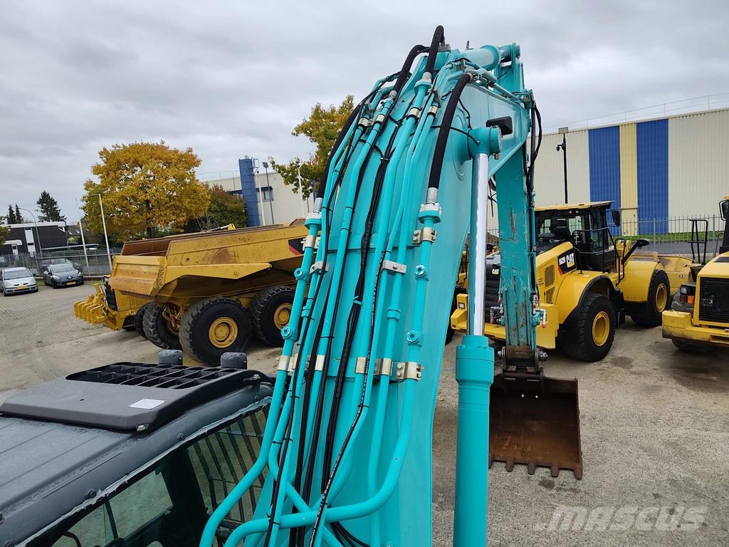 Kobelco SK350 NLC-9 . Escavatori cingolati