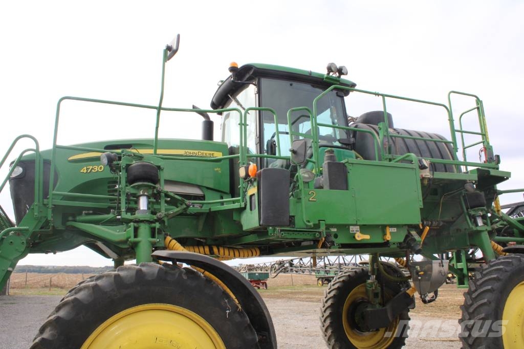 John Deere 4730 رشاشات ذاتية الحركة