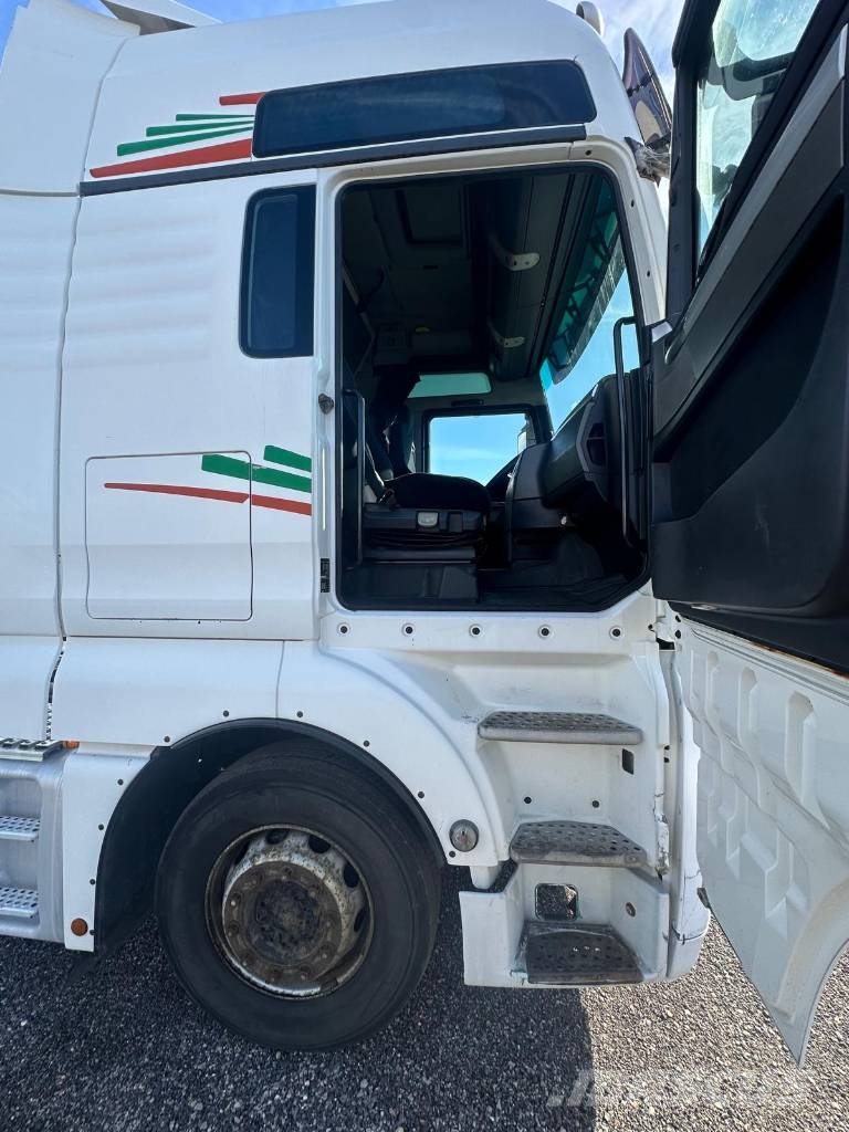 MAN TGX TGX 28.480 6X2-2 BLS Serie 6684 Çekiciler