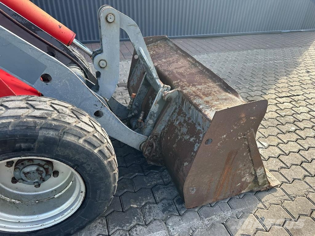 Volvo ZL 302-C / SW Колесни товарачи