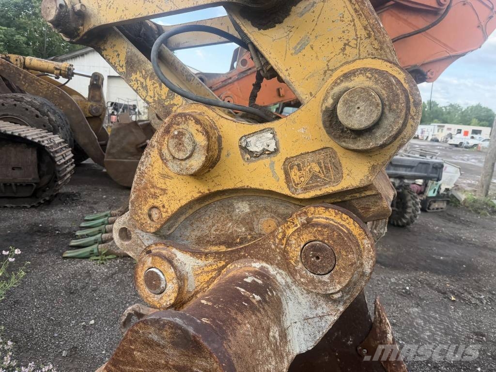 CAT 320DL | 2010 | 9,000hrs | INBOUND JEDDAH Rupsgraafmachines