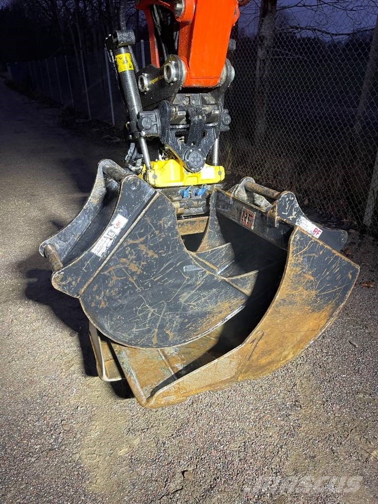 Kubota KX 080-4 中型挖掘机