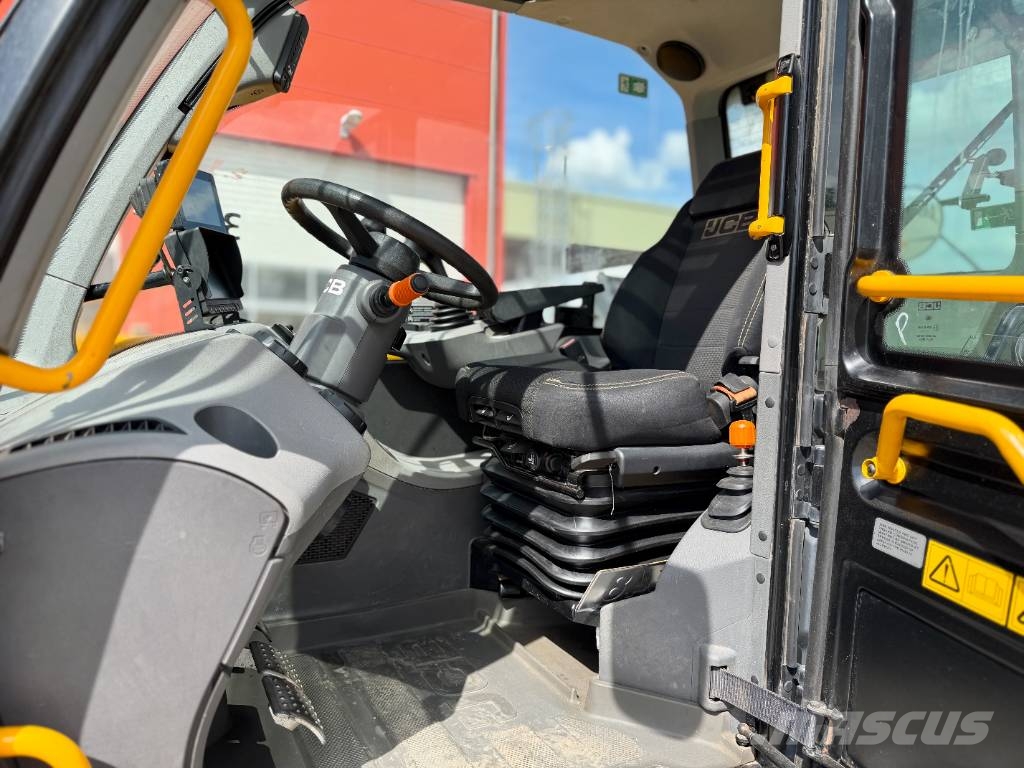 JCB 560-80 WM Carretillas telescópicas